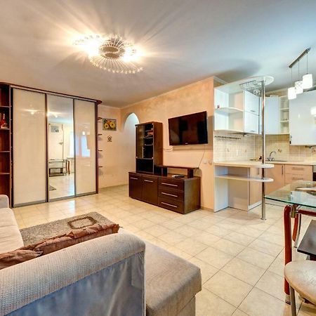 Apartments Near The Nsc Olympic Київ Екстер'єр фото
